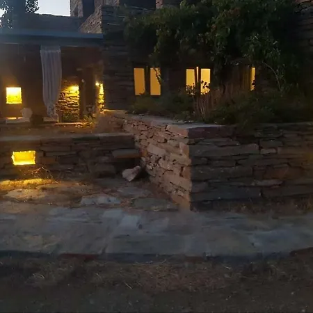 Stone House Ferienhaus